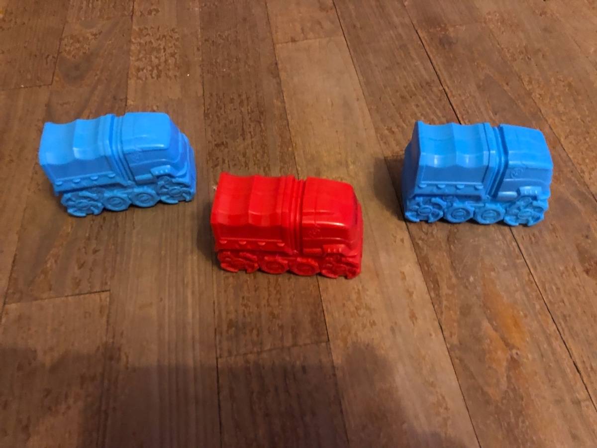 3 petits camions boite Pat’Patrouille Neufs