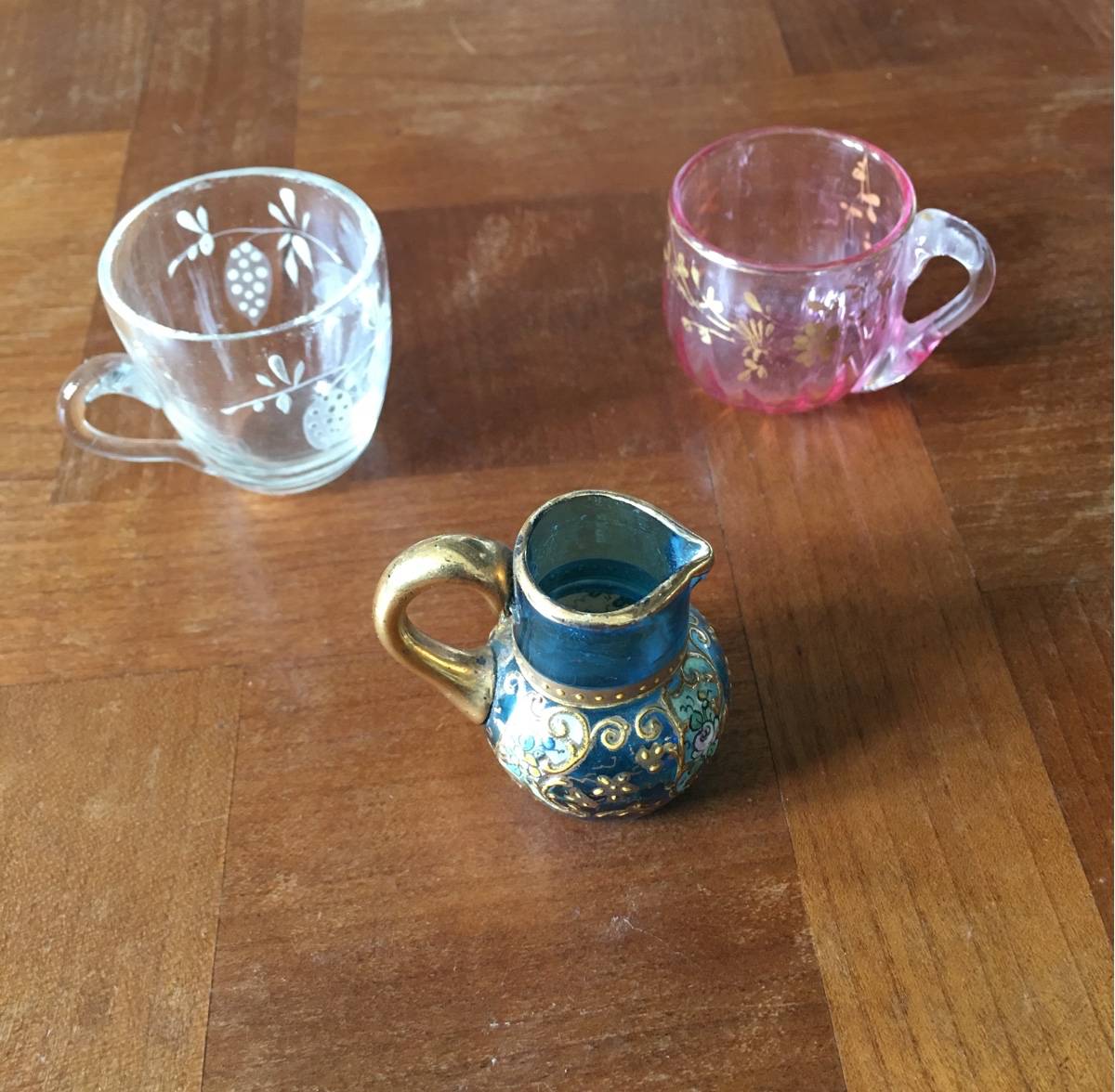 Lot de 3 petits objets de vitrine