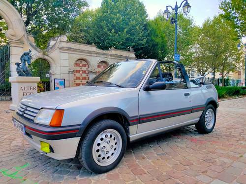 Peugeot 205 CTI 1.6l 105ch phase 1 de 112 500 km état d’origine
