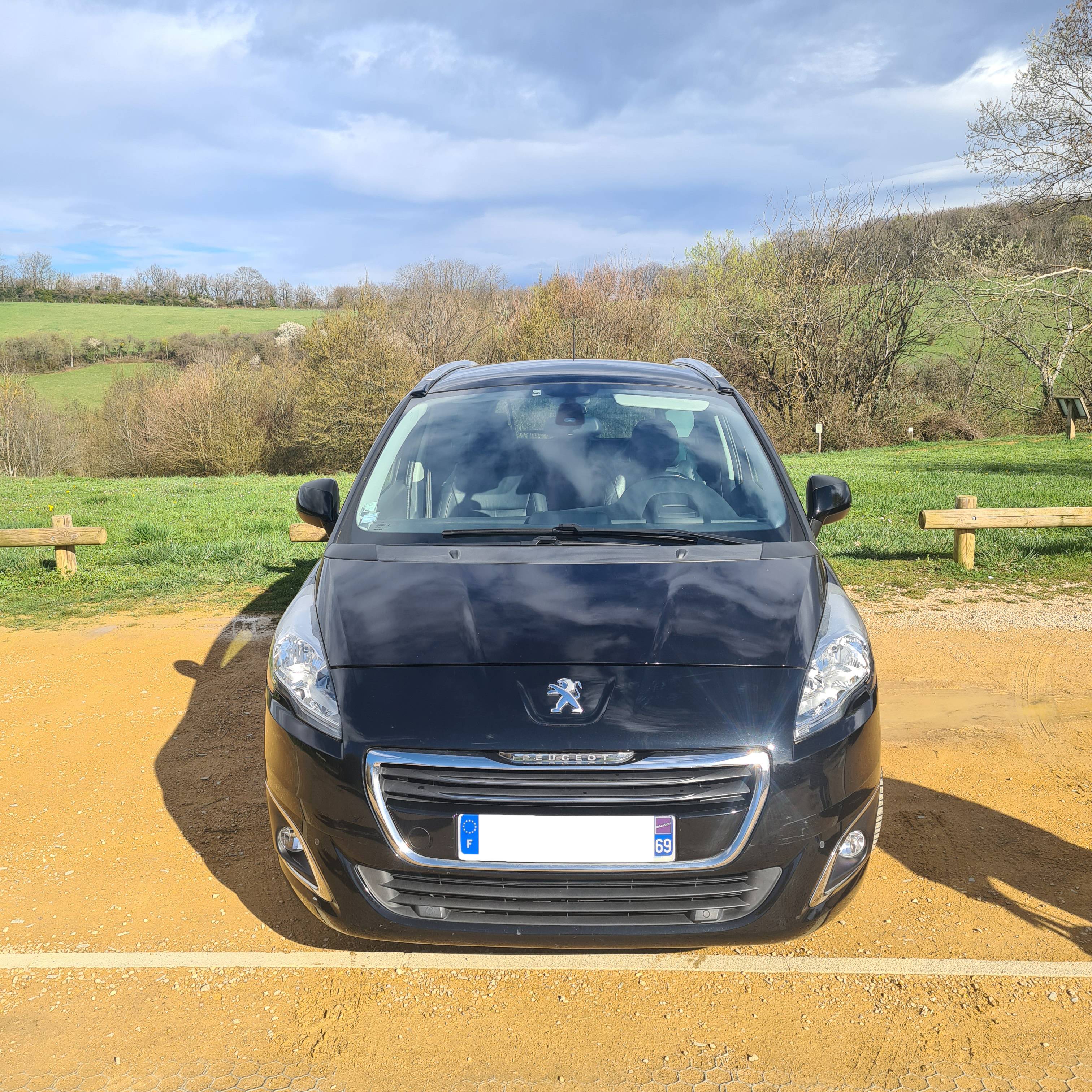 Vends Peugeot 5008 Allure THP 165 Essence, 2015, 145000km