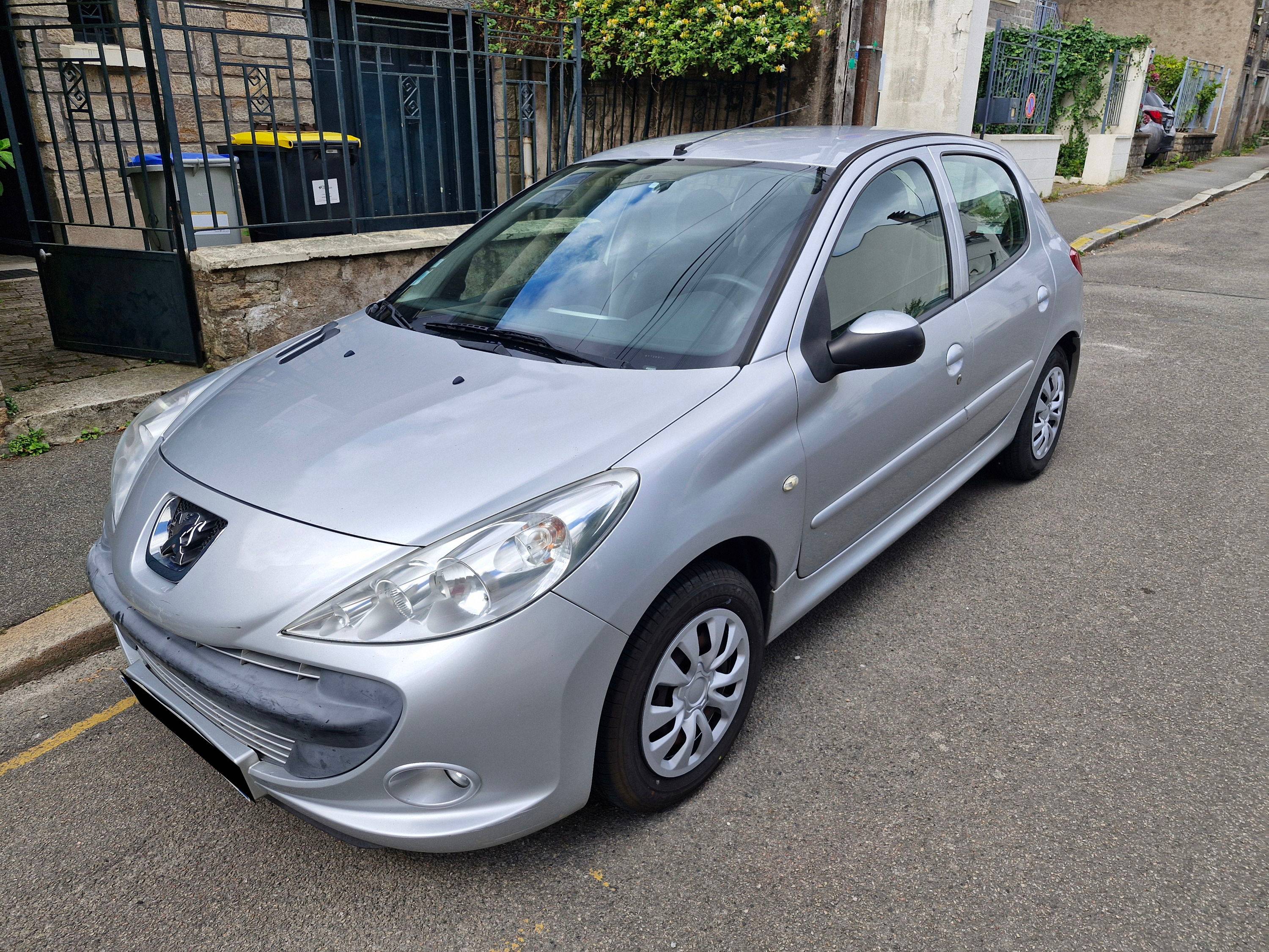 Vends Peugeot 206+, 2009, 102600km