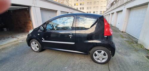 Peugeot 107 édition Black and Silver - 2009, 172624km