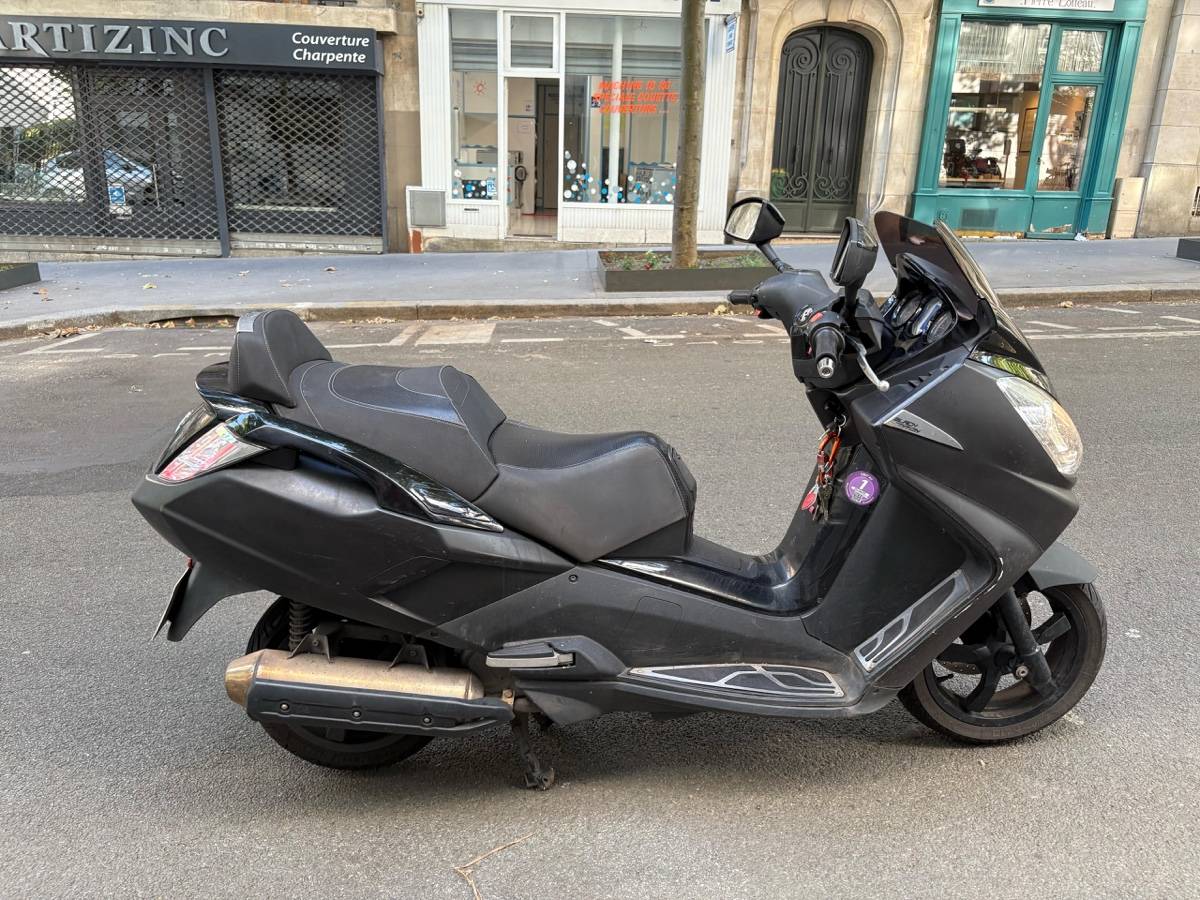 Vends Peugeot Satelis 2 Black Édition, 2017, 51000km