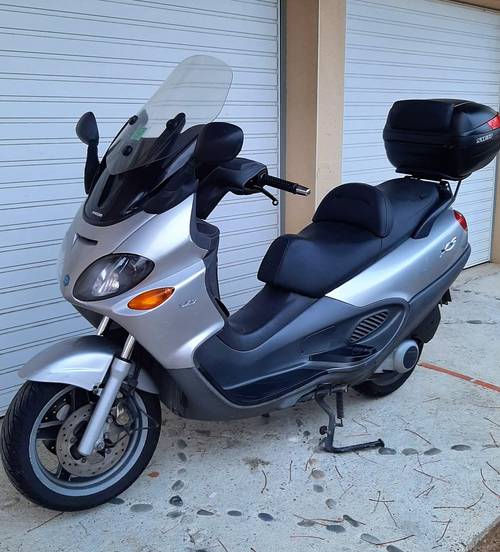 Piaggio X9 125 cm3 - 2002 - avec top case - 47 000km