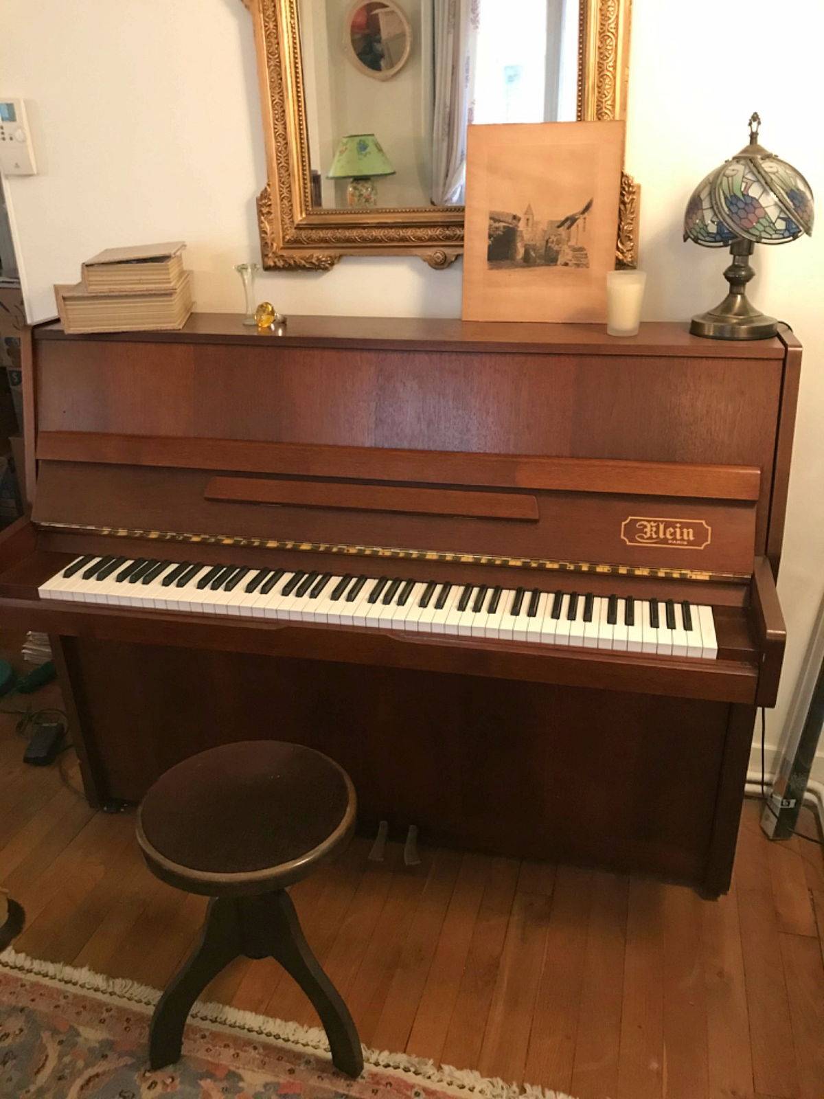 Joli piano Klein
