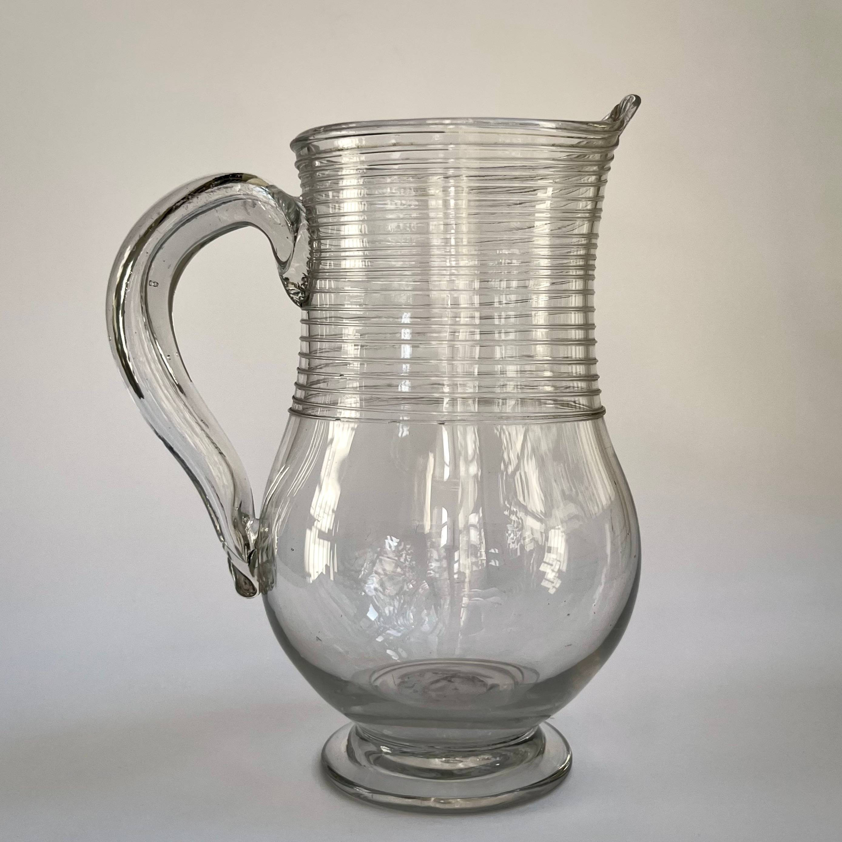 Pichet à cidre normand en verre à décor de filet XVIIIe siècle 18e art populaire XIXe 19e