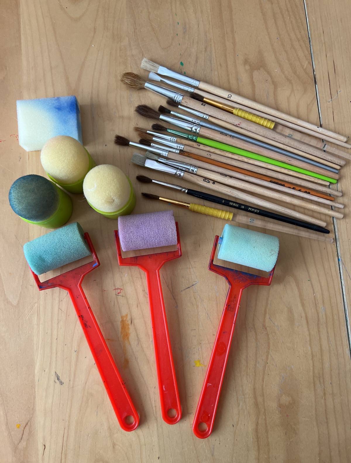 Lot de 15 pinceaux, 3 rouleaux, 4 tampons peinture