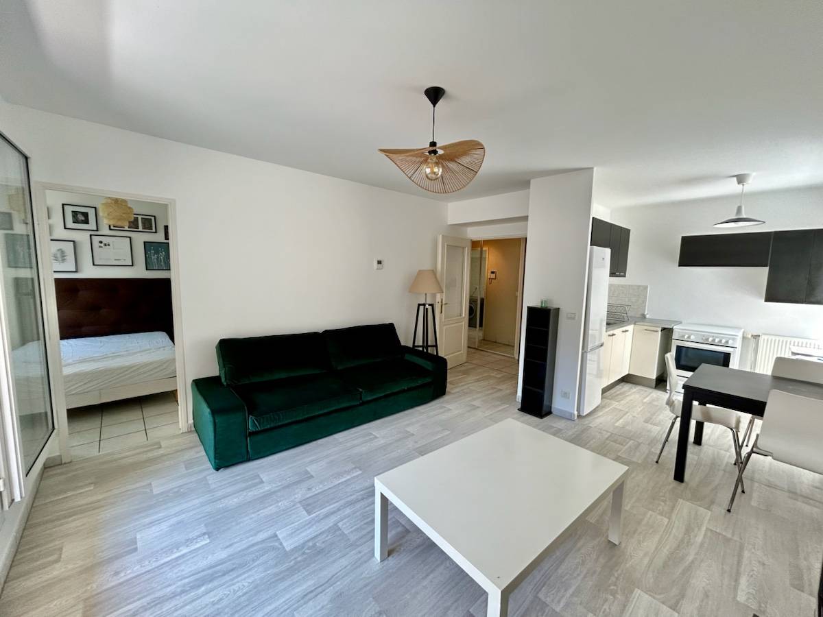Loue appartement 47m²