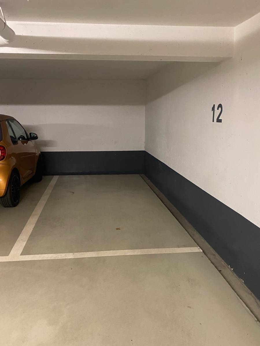 Loue place de Parking Boulogne Billancourt - 10m²