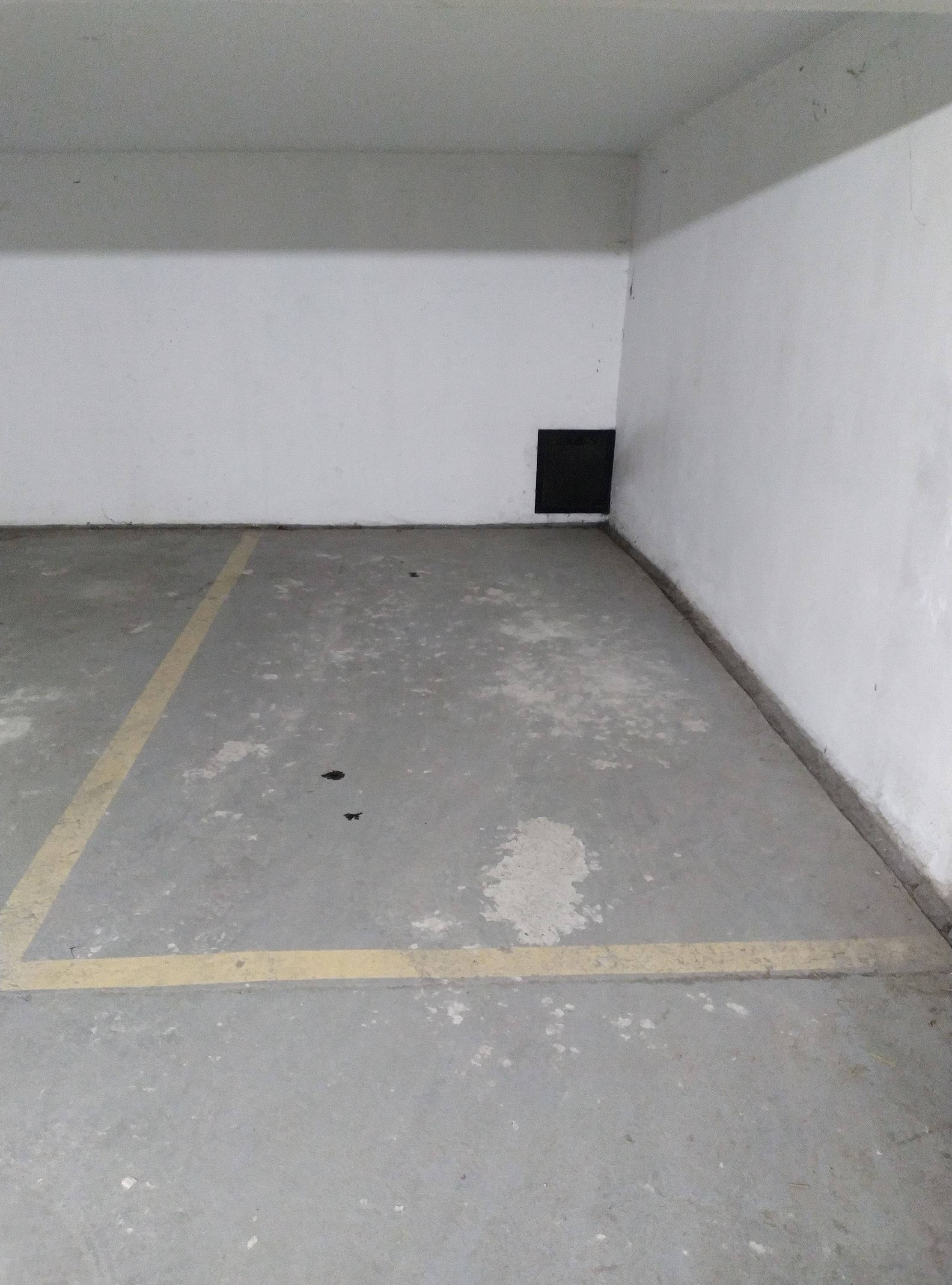 Loue parking 9m² quartier Nation