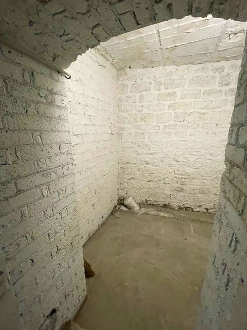 Loue Cave Rue Saint-Placide - Paris 6ème