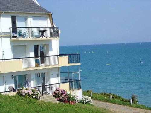 Loue apt, accès direct mer, Plage des Rosaires/Plérin (22), 4 couchages