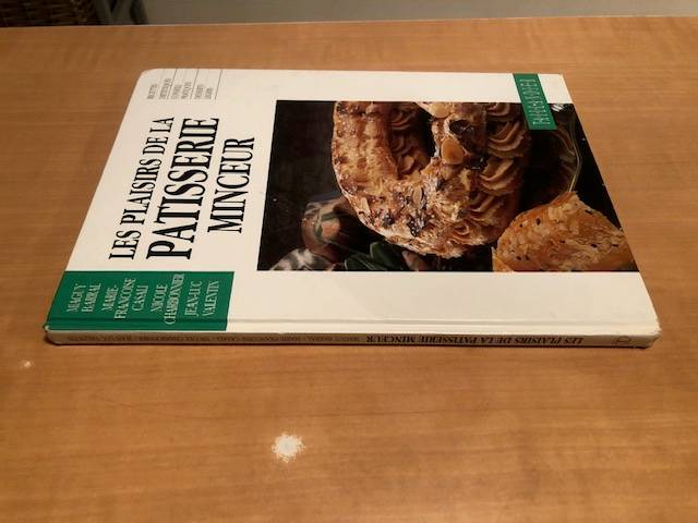 Vends Les plaisirs de la pâtisserie minceur de JL Valentin