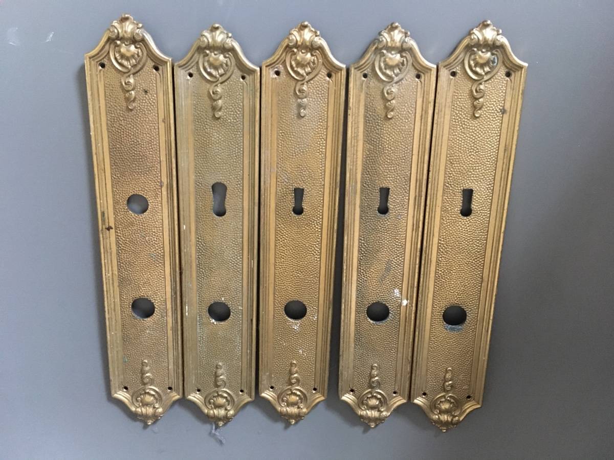 Lot 5 plaques de porte laiton massif doré