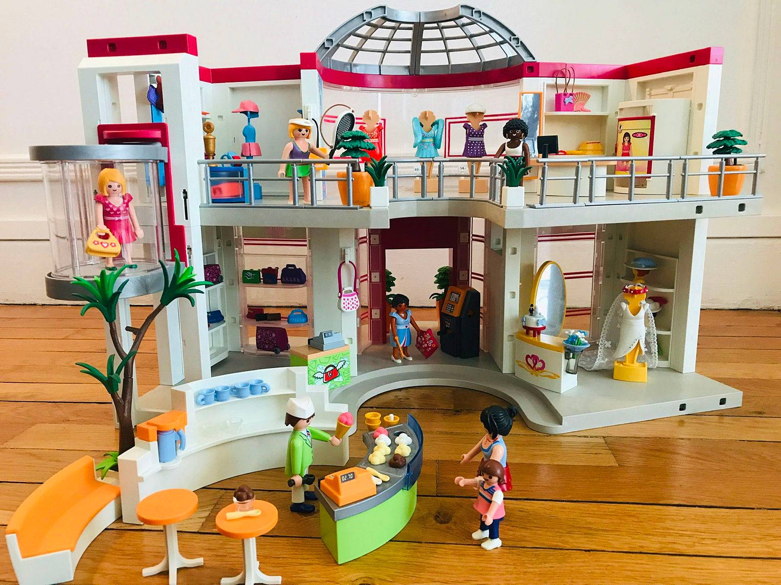 Playmobil City Life 5485 pas cher, Grand magasin aménagé