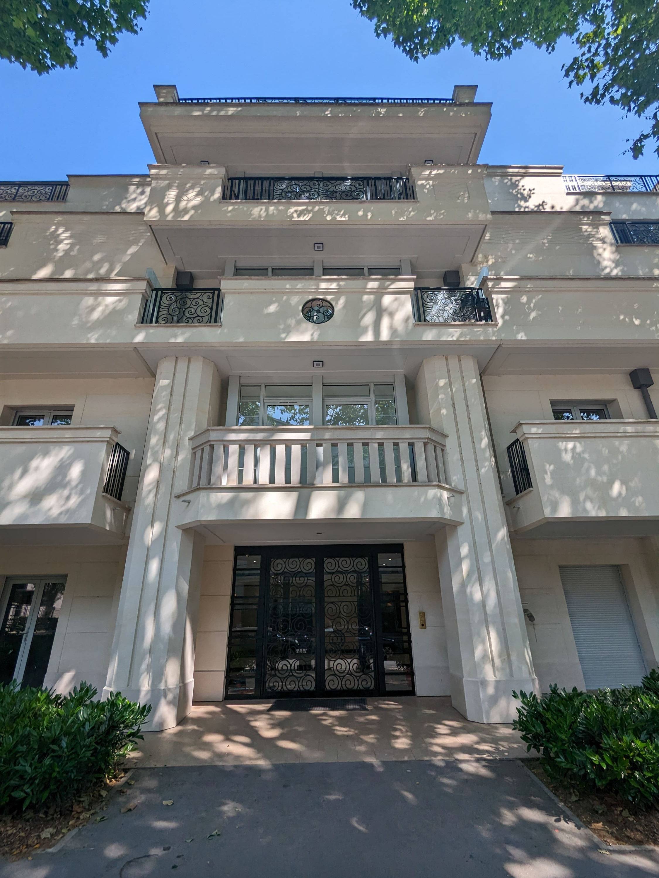 Vends ensemble de 5 appartements d’exception 360m² au total, divisibles de 52 à 97m²