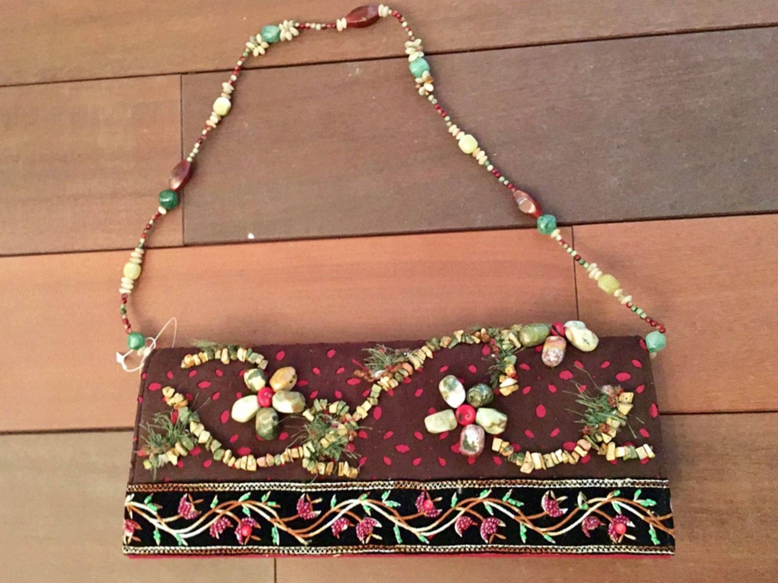 Sac pochette Mary Frances brodé neuf
