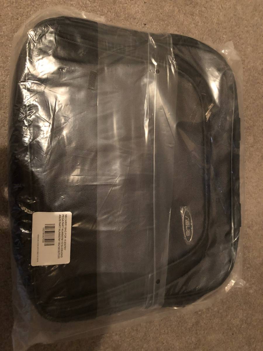Vends pochette ordinateur