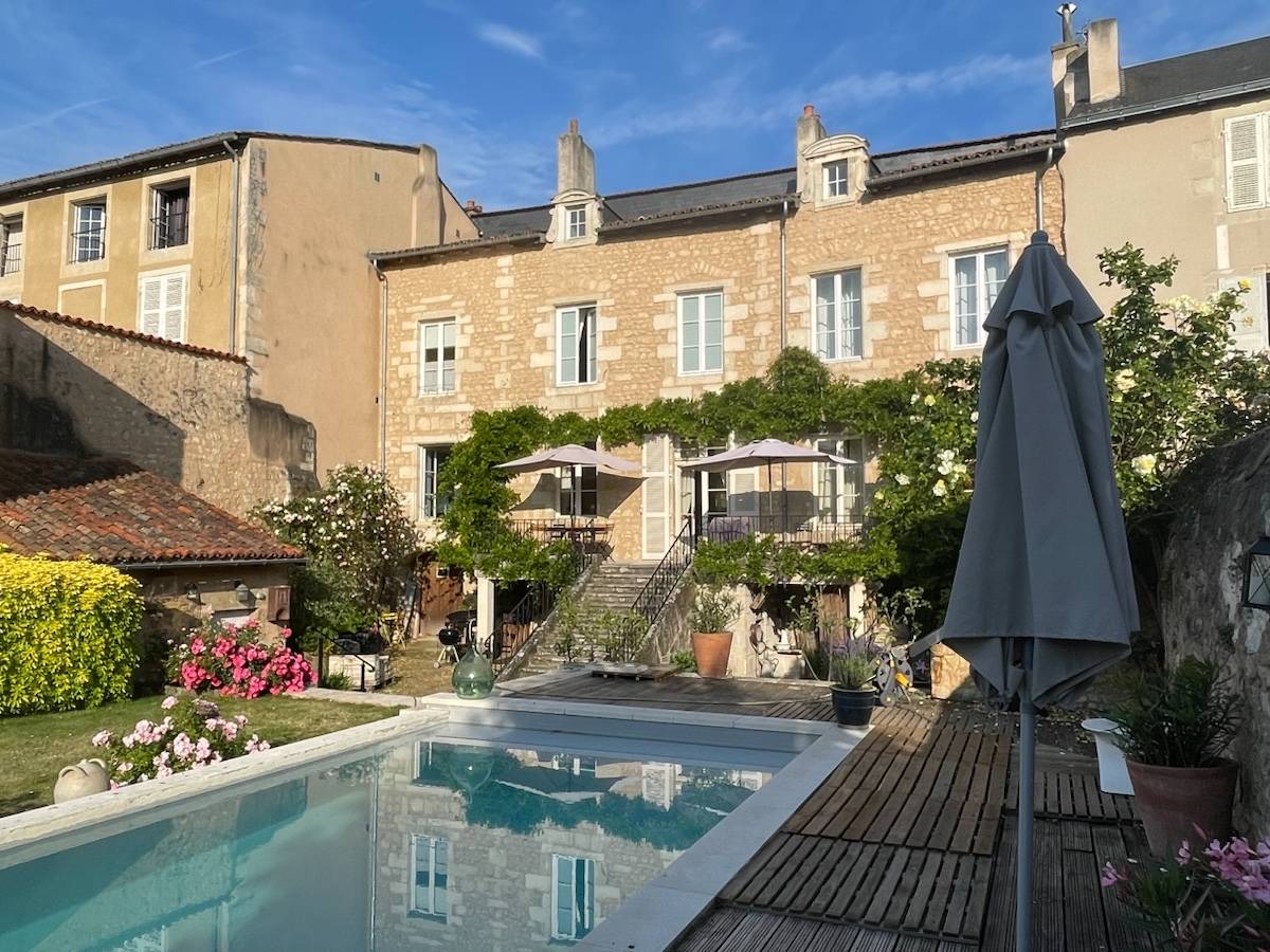 Loue chambre 20m² dans maison centre Poitiers
