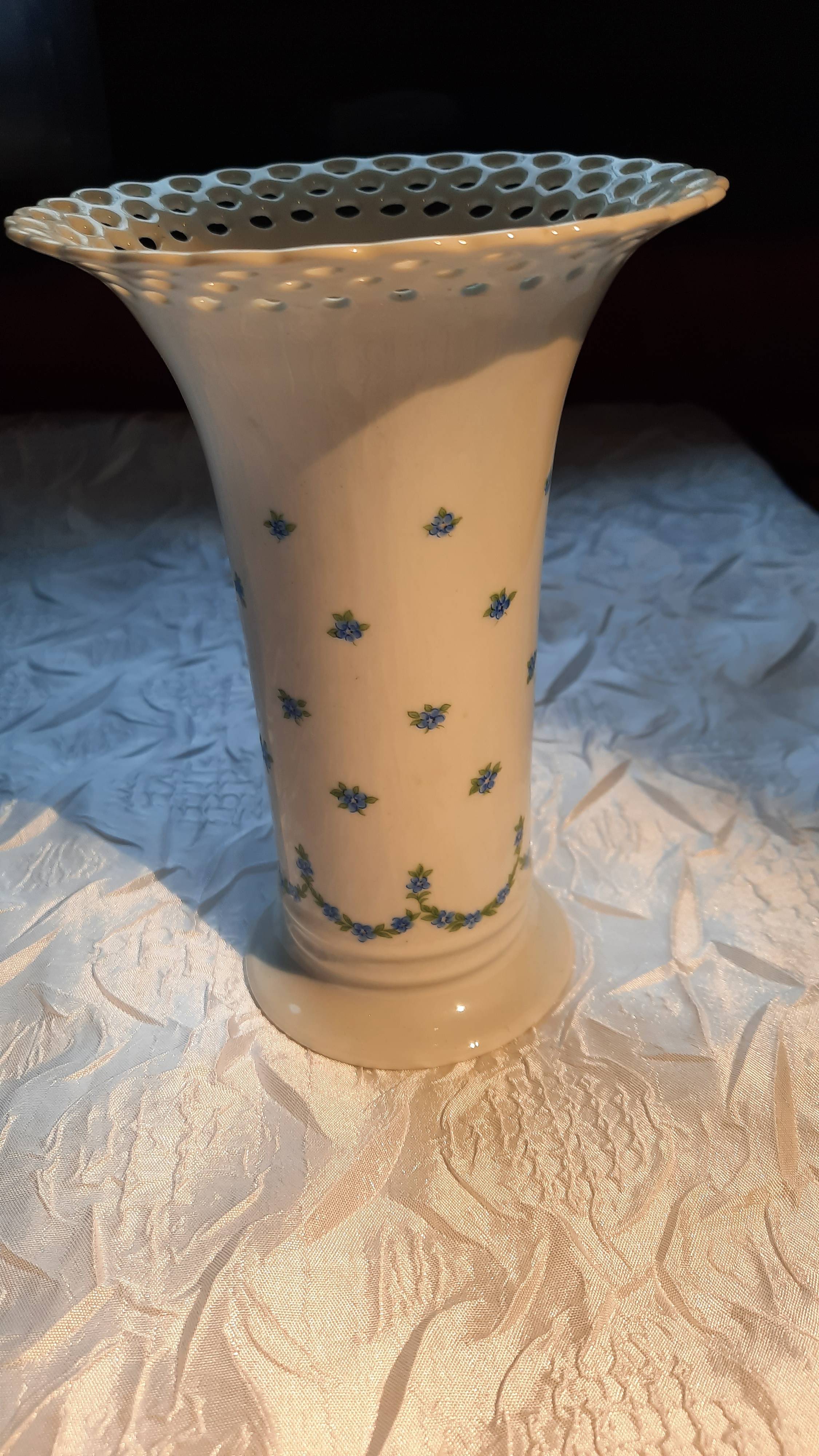 Vase porcelaine fine