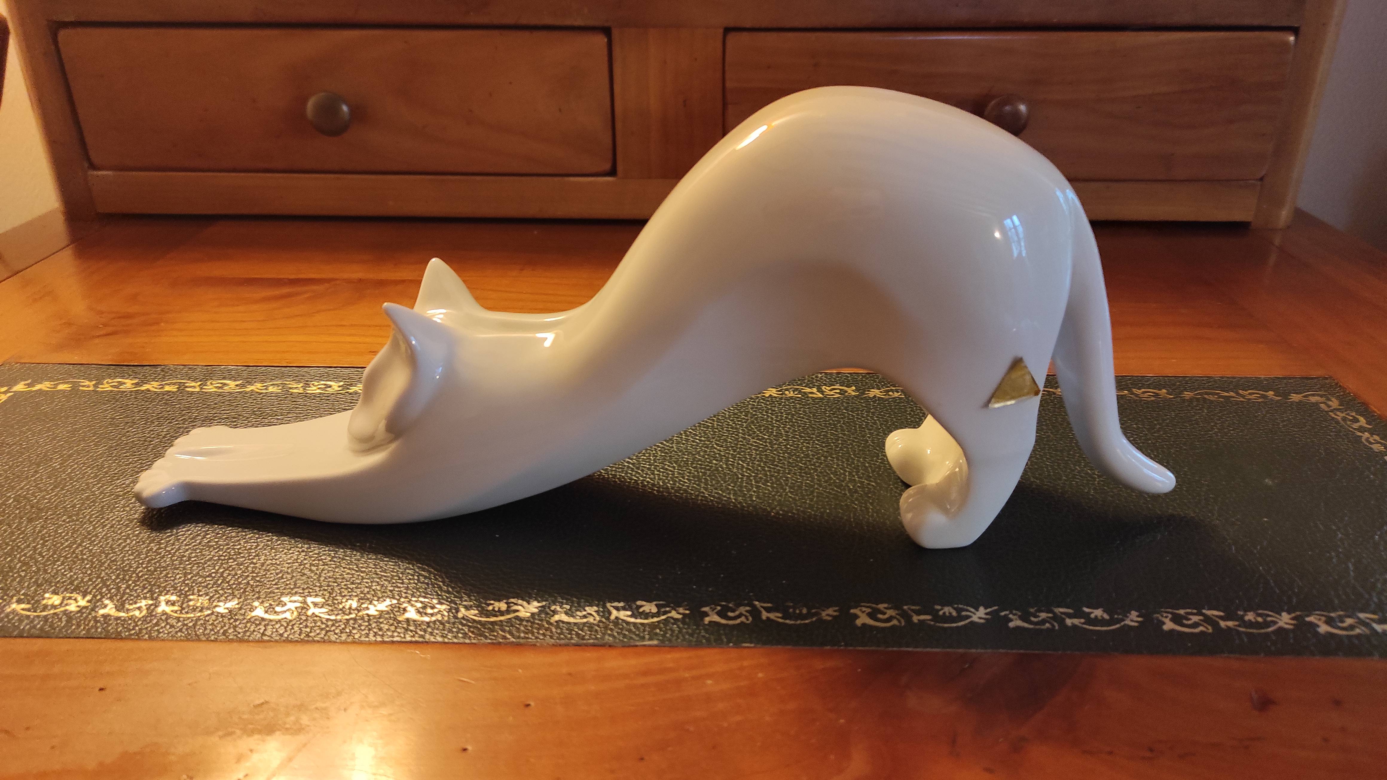 Horloge Murale En Porcelaine – Décor Chat Et Fleurs – Signée J. Albertin – Vintage Années 70-90