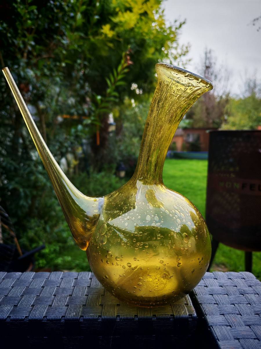 Vends poron espagnol, iconique carafe ibérique en verre soufflé à la bouche