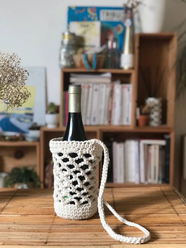 Porte bouteille ou porte pot plante macramé bohème crochet
