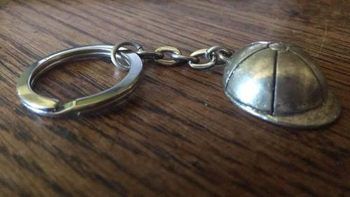 Porte clefs bombe