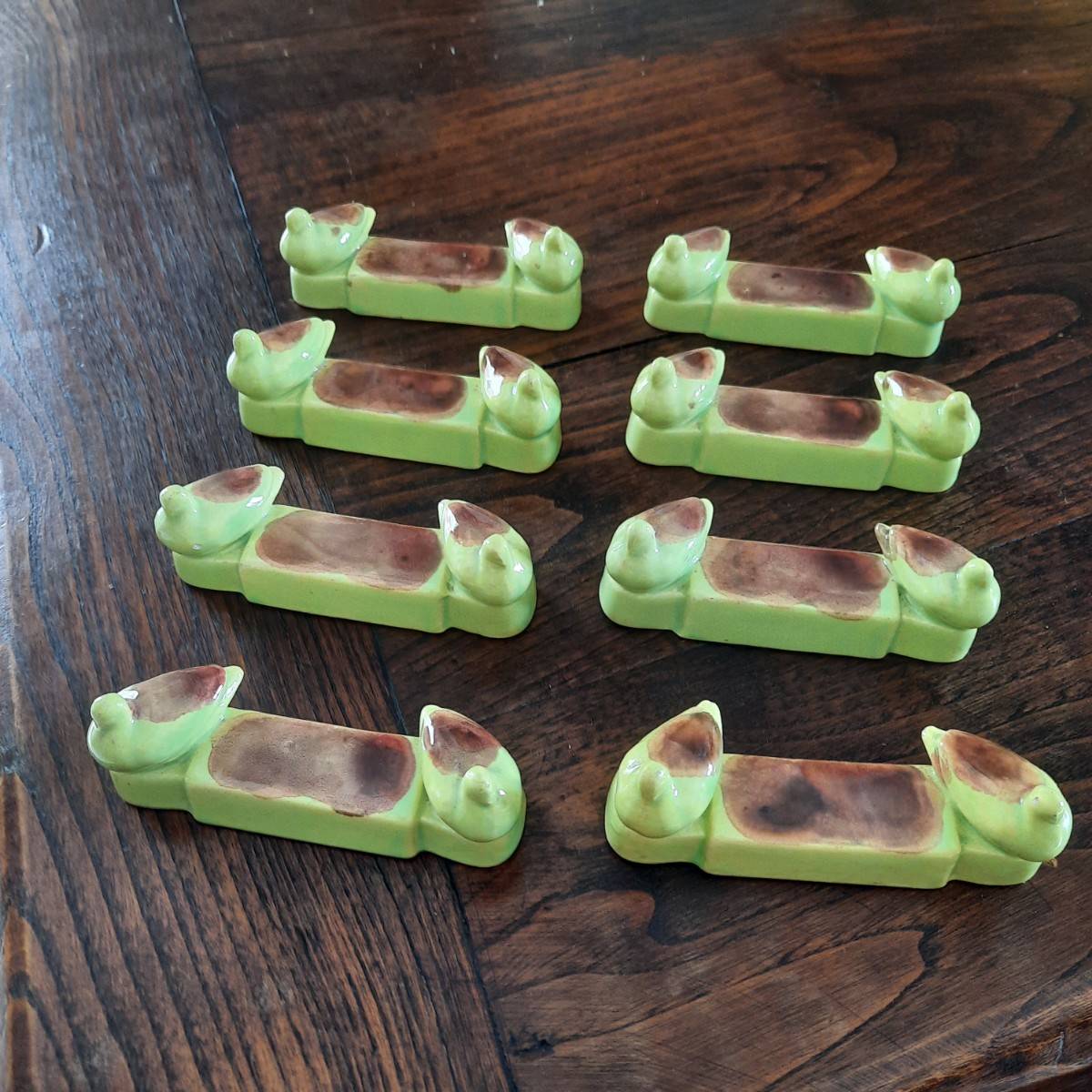 Lot de 8 porte-couteaux vintage en céramique