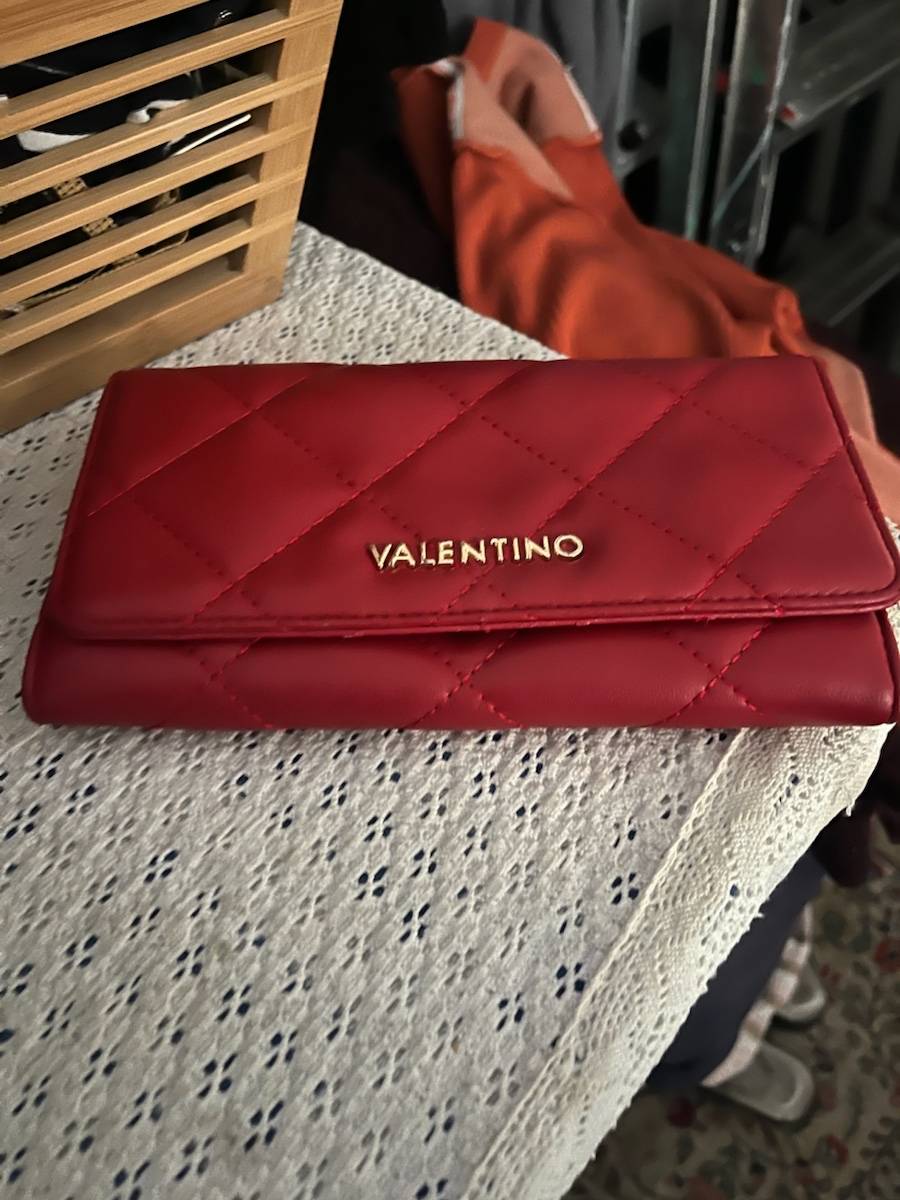 Vends portefeuille Valentino