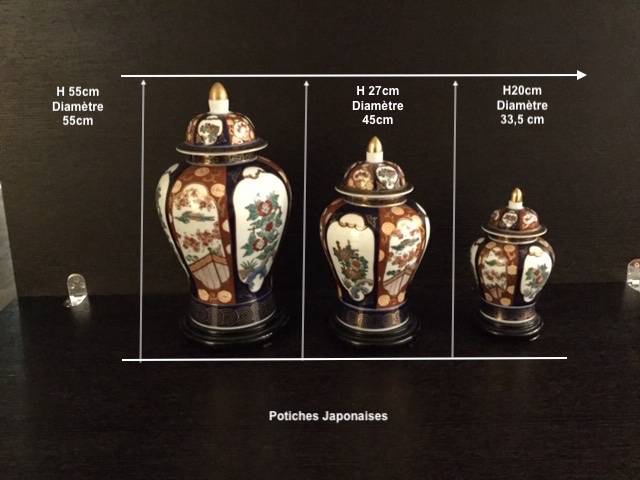 Lot de 3 potiches en porcelaine du Japon