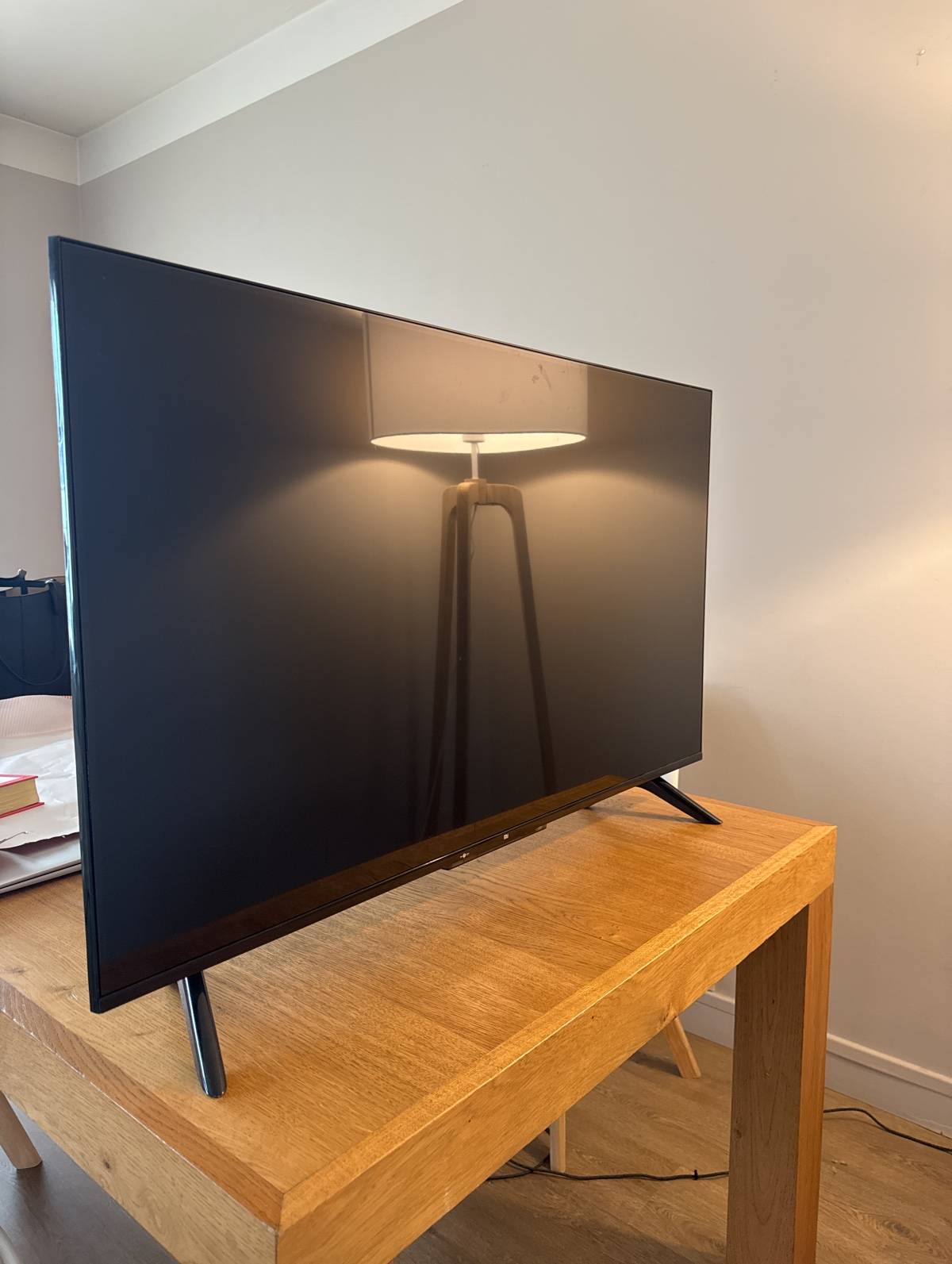 Vends télé 43 pouces Xiaomi avec Smart TV