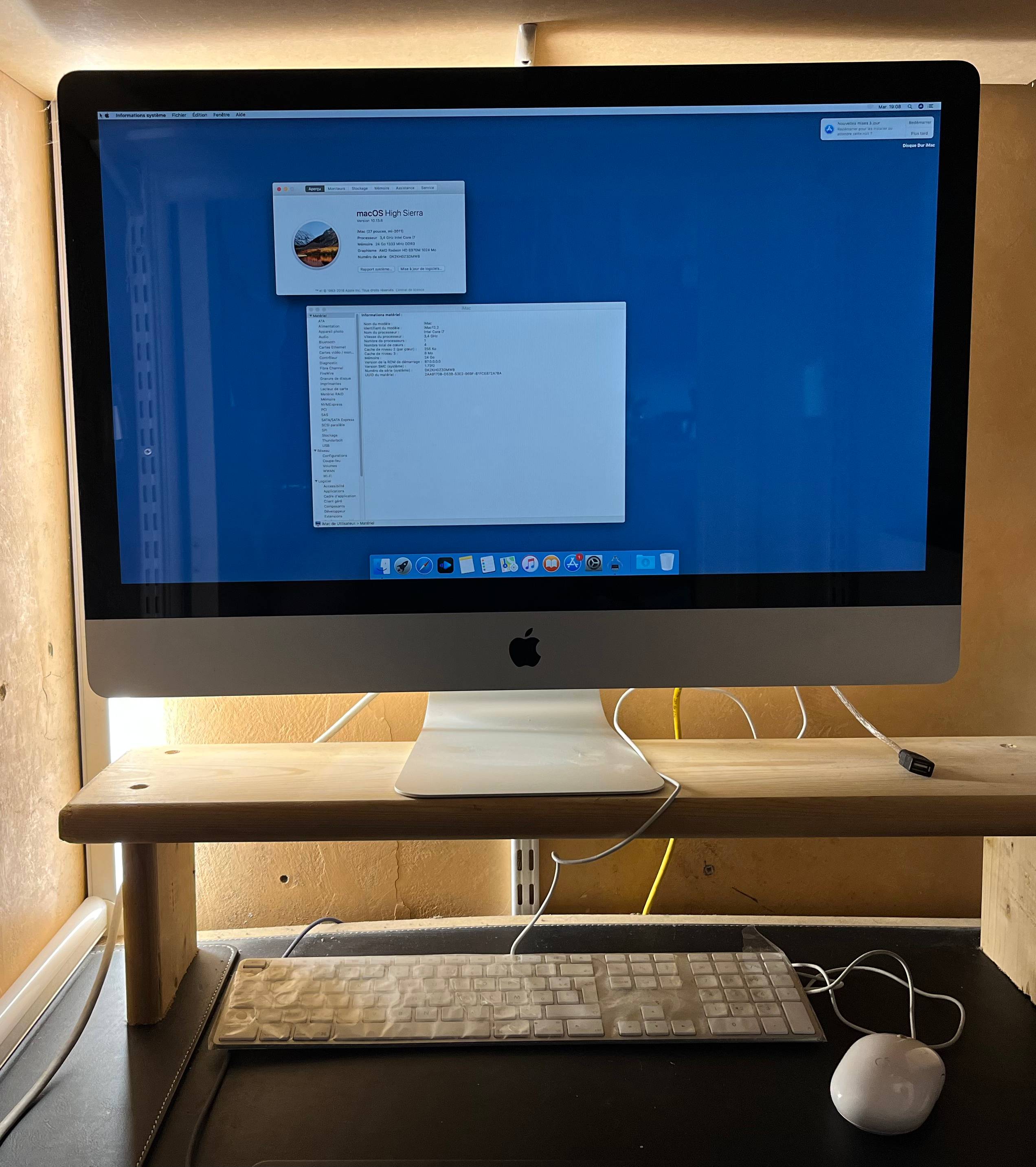 Vends iMac 27 pouces - modèle 2011 - pour pièces ou réparation