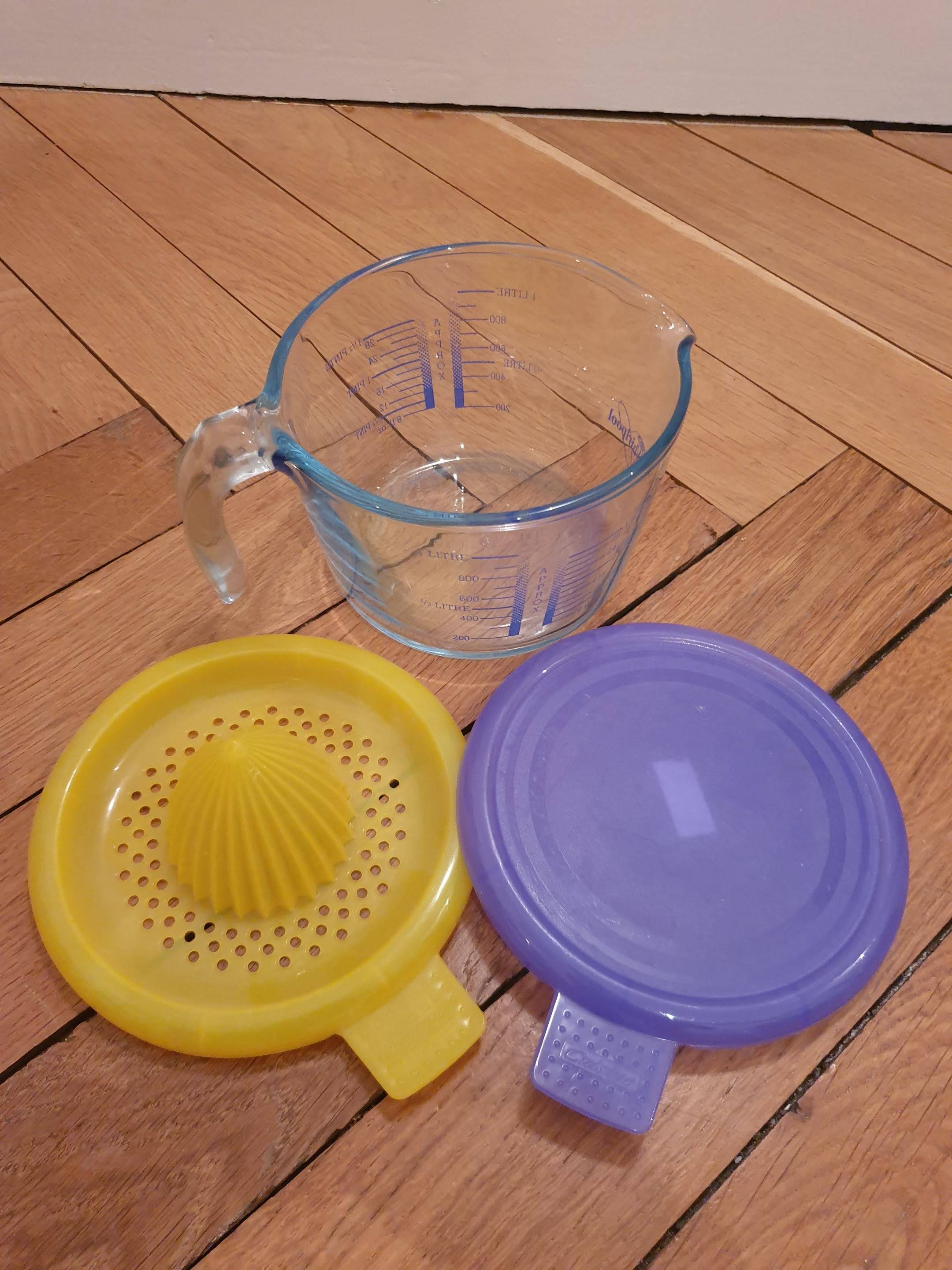 Vends presse-agrumes en verre