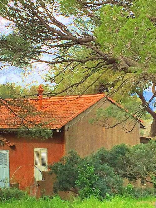 Échange cabanon en bord de mer contre bricolage jardinage par quinzaine septembre 2025 - 2 couchages