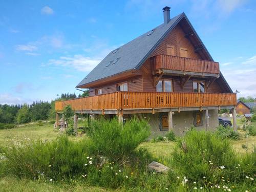 Loue chalet 5 chambres · 12 couchages - Besse-et-Saint-Anastaise (63)