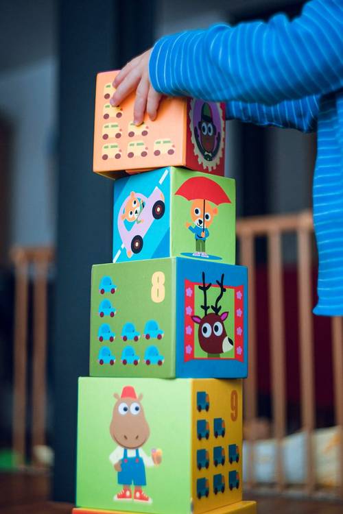 Propose babysitters disponibles, sorties d’école dans tout Paris