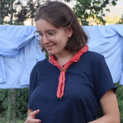 Propose babysitting à Colombes et environs
