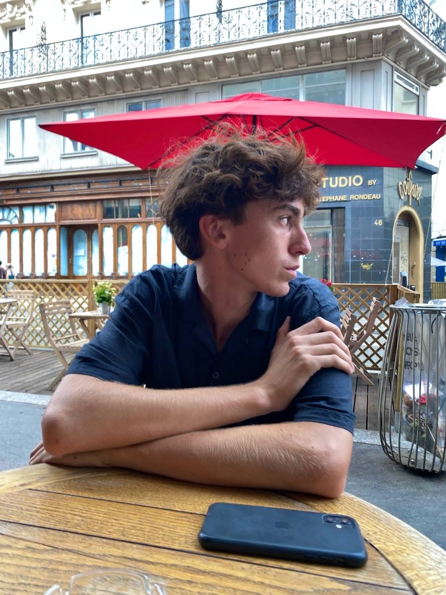 Propose cours de mathématiques et physique à domicile pour enfants de niveau lycée