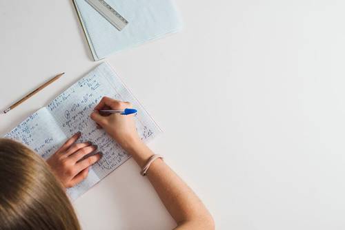 Propose Cours particuliers (collège, lycée, licence)