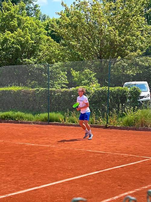 Propose cours particuliers de tennis