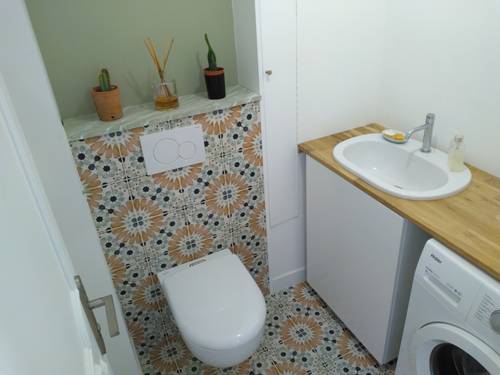 Propose travaux de rénovation : menuiserie, plomberie, électricité