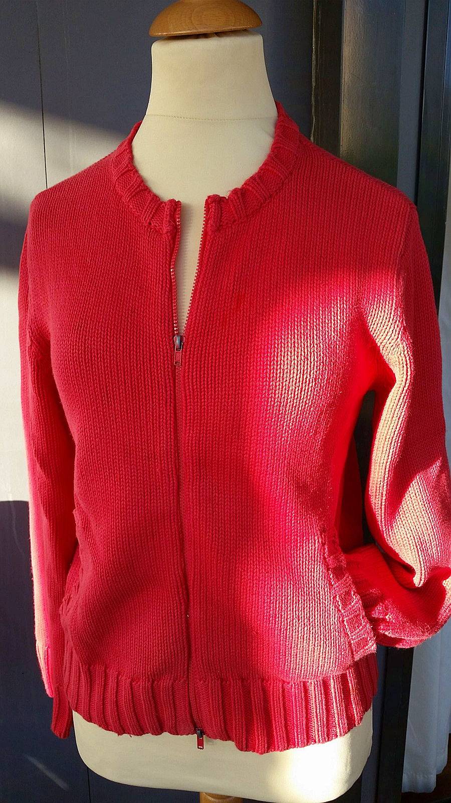 Pulls en coton différentes couleurs 12/14 ans