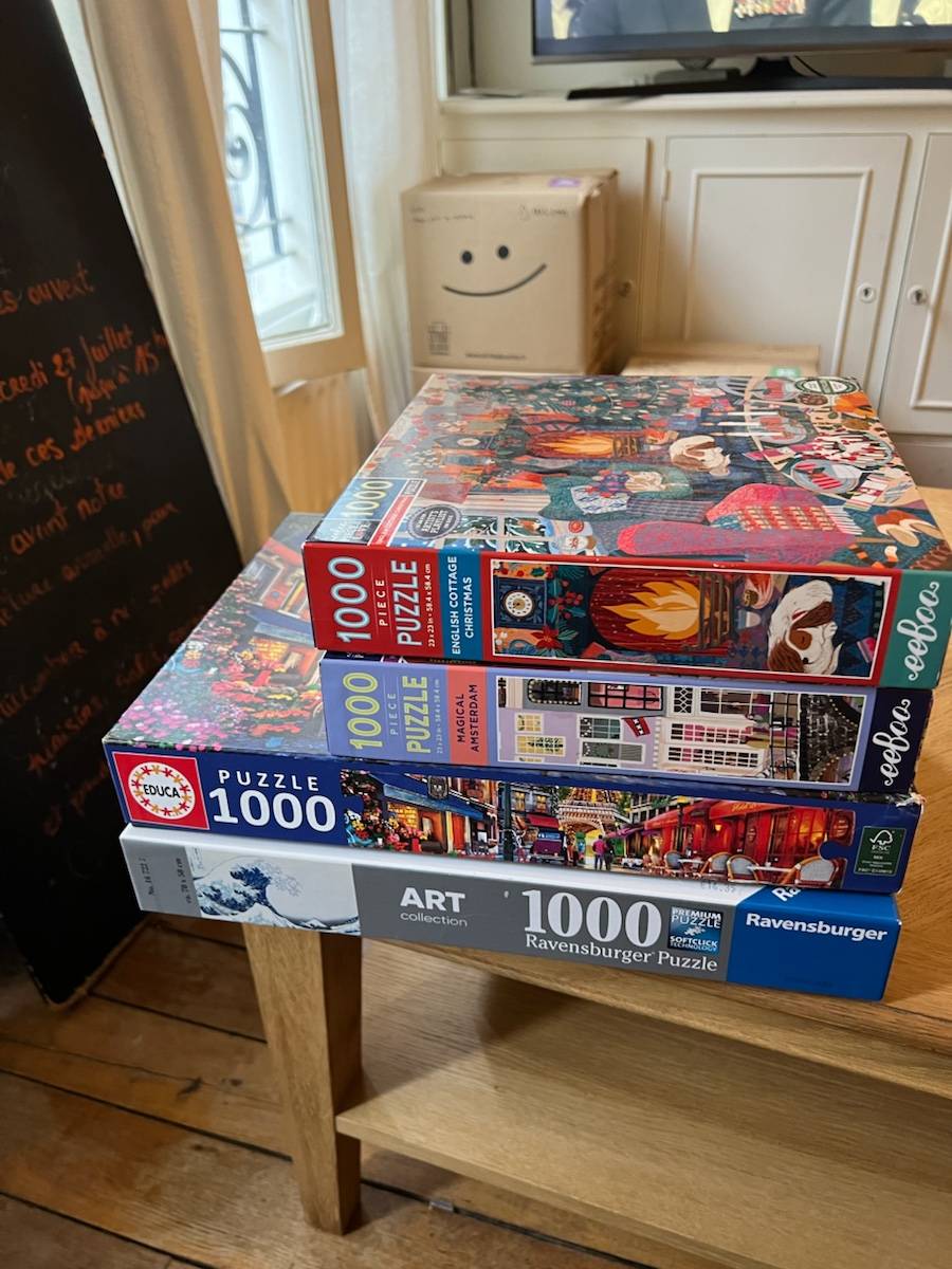 Lot de 4 puzzles 1000 pièces