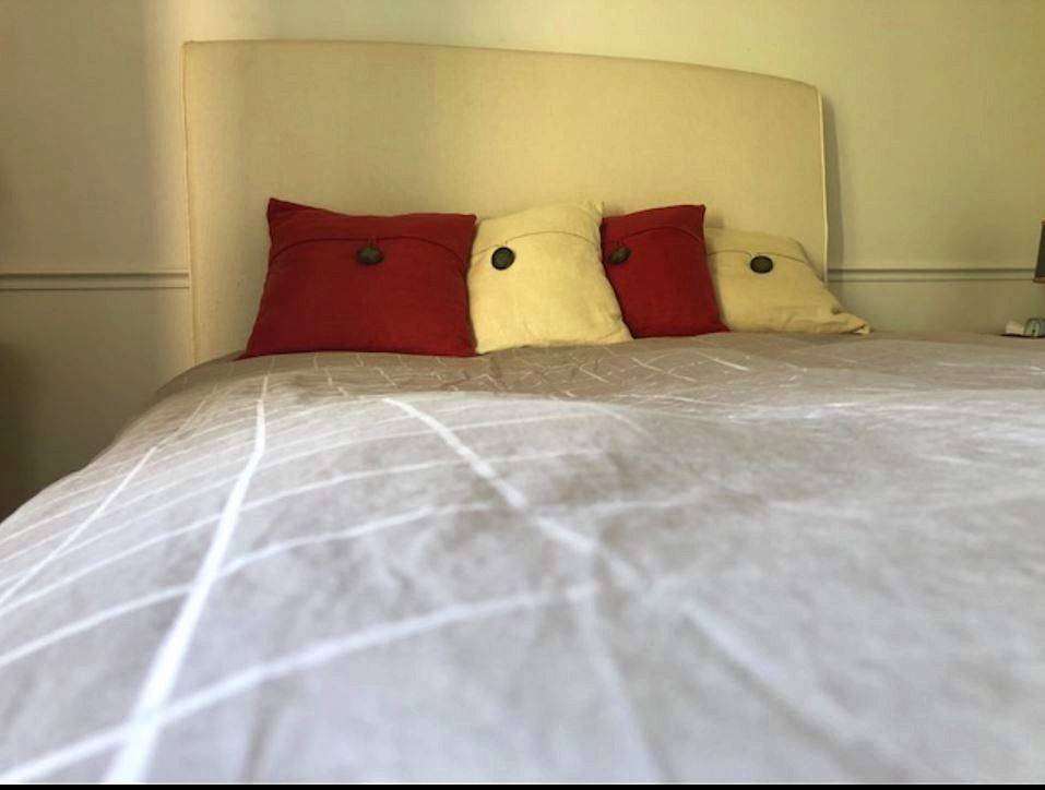 Lit (Queen size 160-200)