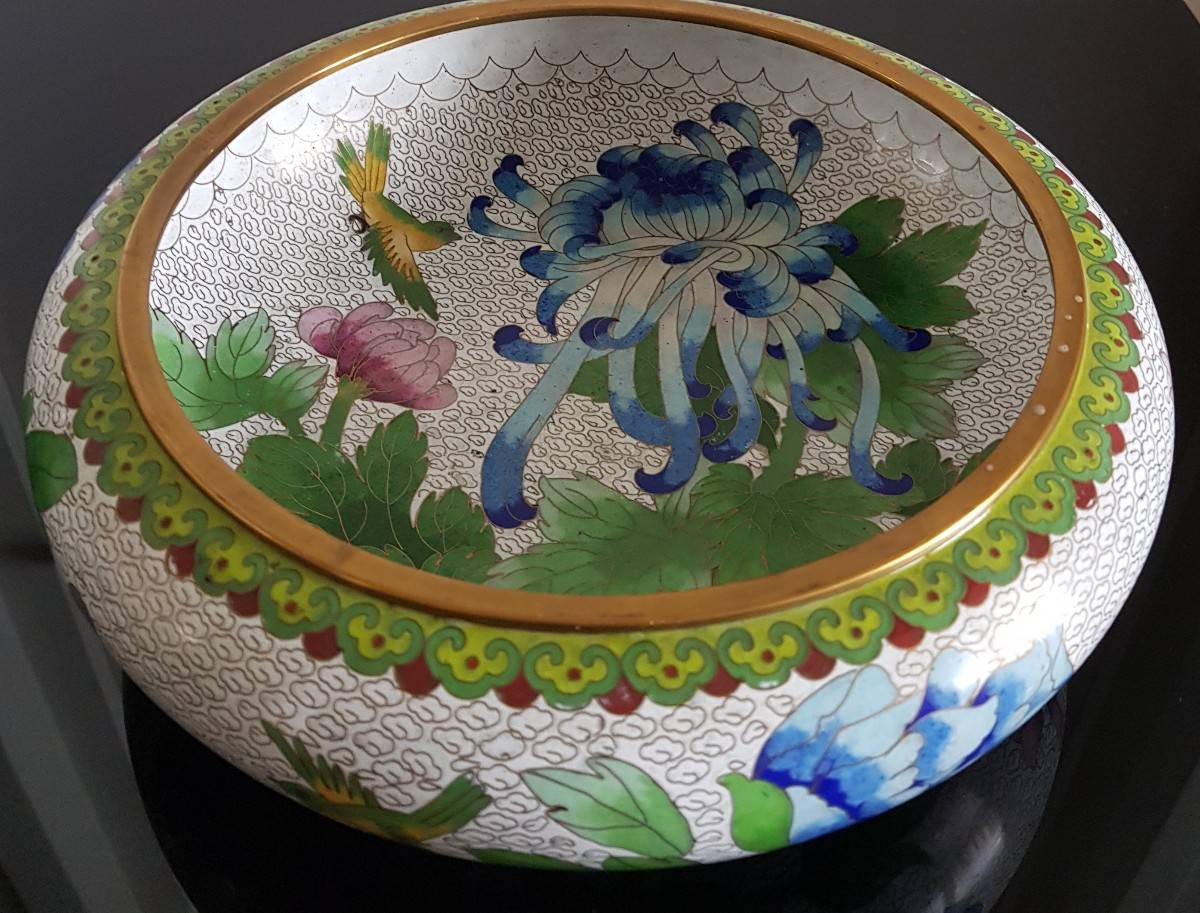 Ravissante et grande coupe chinoise dite "cloisonnée" en parfait état