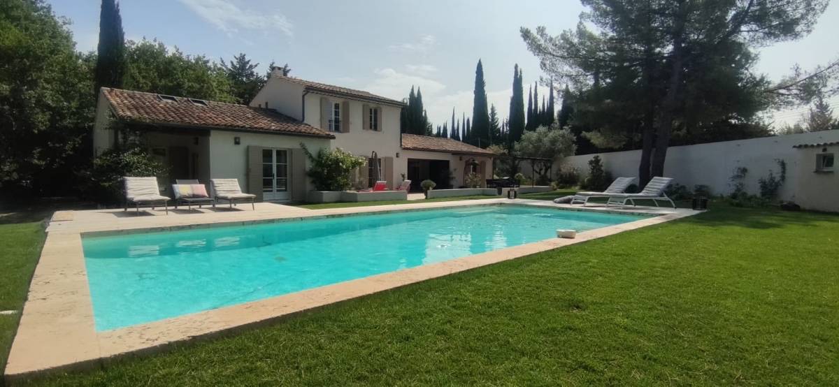 Loue maison ravissante à 7 min du centre-ville - 5 chambres, 10 couchages - Aix-en-Provence