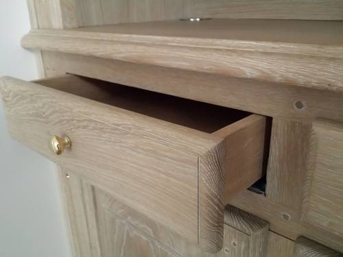 Je réalise avec soin tous vos travaux de menuiserie et d’aménagement intérieur