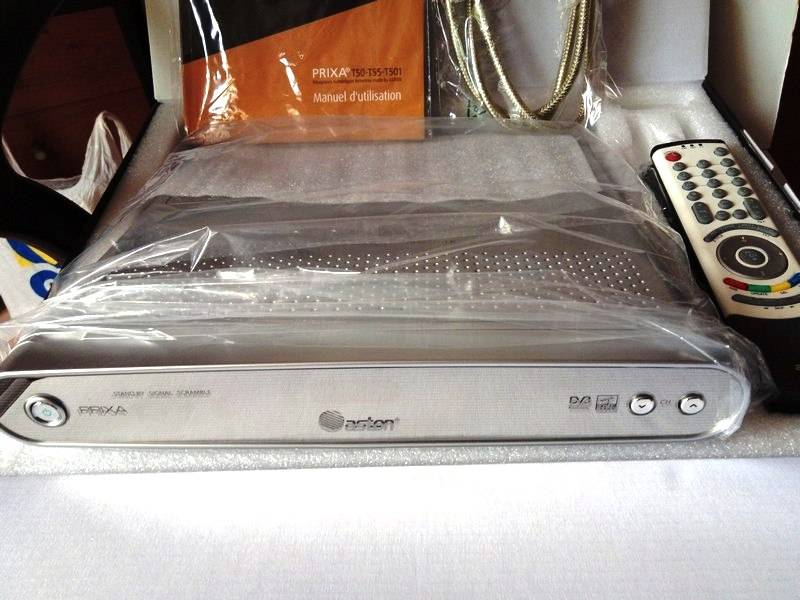 RECEPTEUR NUMERIQUE TERRESTRE ASTON T55