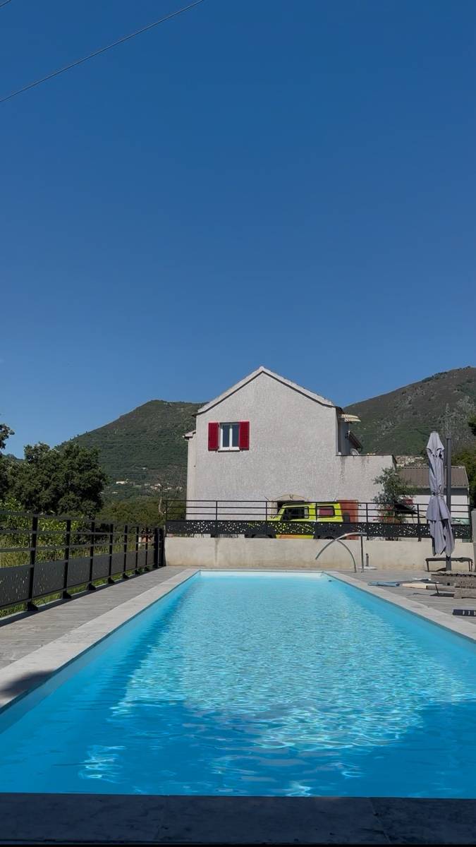 Recrute assistant(e) de vie – Poste nourri, logé, blanchi – CDI proche de Cervione (Haute-Corse, 2B)